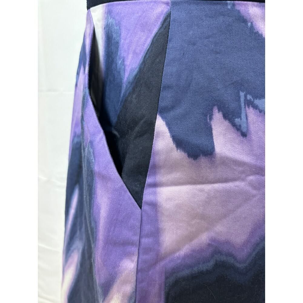 NWOT Tahari Abstract Print Shift Dress Size 8 - Picture 5 of 7